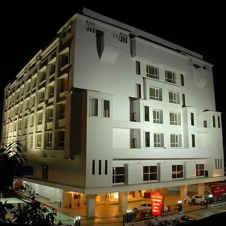 Royal Park Kakinada酒店 外观 照片