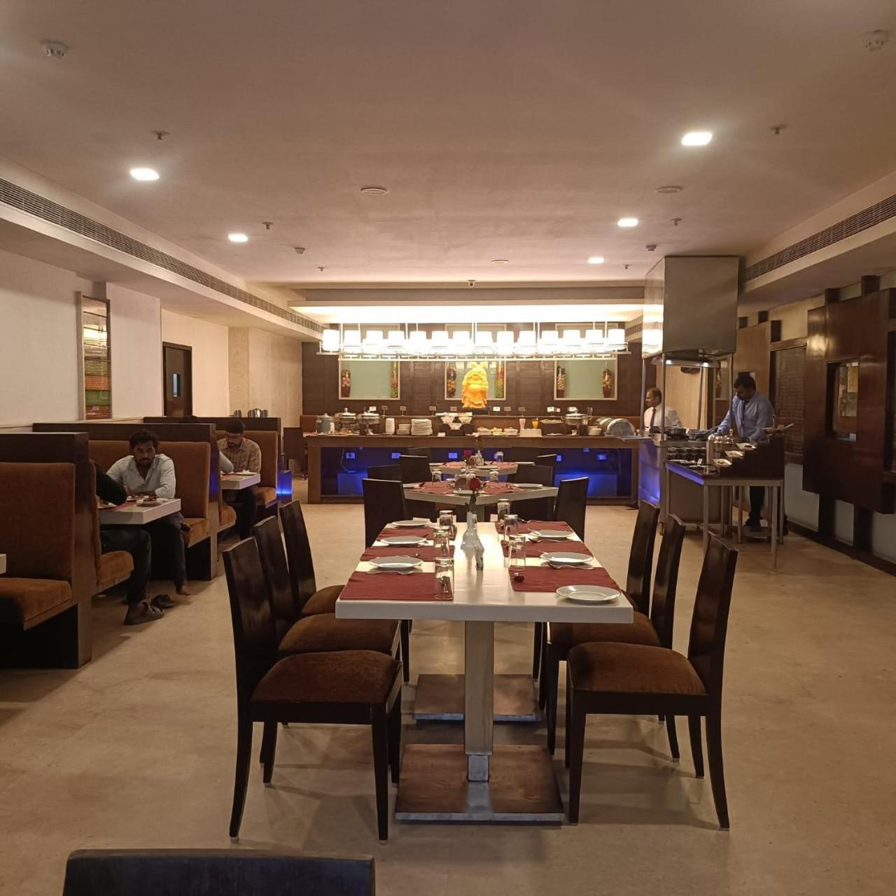 Royal Park Kakinada酒店 外观 照片